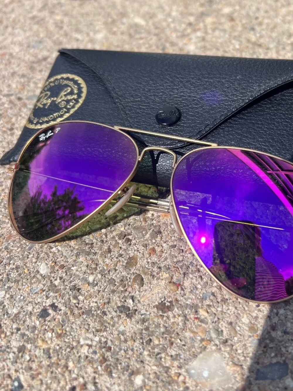 *NEW Ray-Ban Aviator Gold Frame Polarized Sunglasses w/ Pink/Yellow Flash - Picture 2 of 3